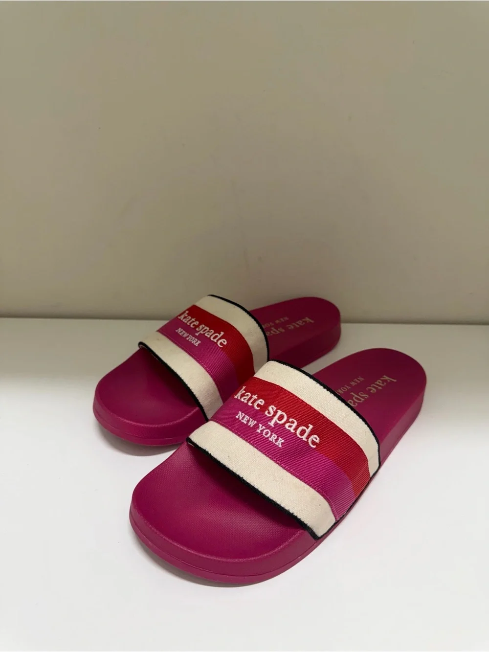 Kate Spade buttercup' Slides Sandals vacation cruise preppy new money Size 8